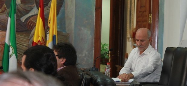 Jose Maria Gomez durante una sesion de pleno del ayuntamiento