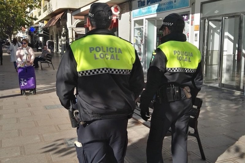 Policia local avenida Mediterráneo RV copia