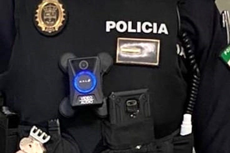 Dispositivo grabación unipersonal de policía