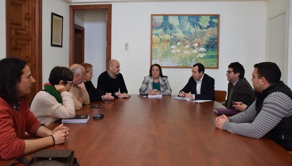 visita del delegado del Gobierno andaluz Jose Luis Ruiz Espejo a Rincon de la Victoria