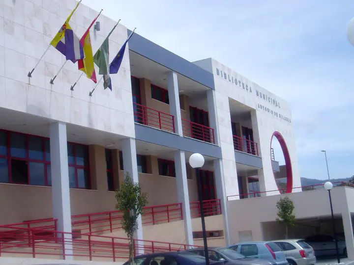 Biblioteca de Rincon de la Victoria