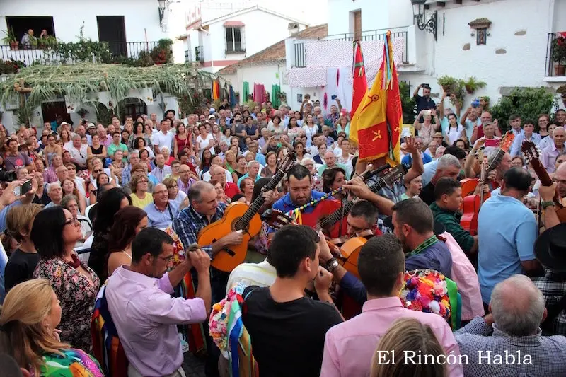 Choque de Pandas en el Concurso de Verdiales de Benagalbon. Foto de archivo.