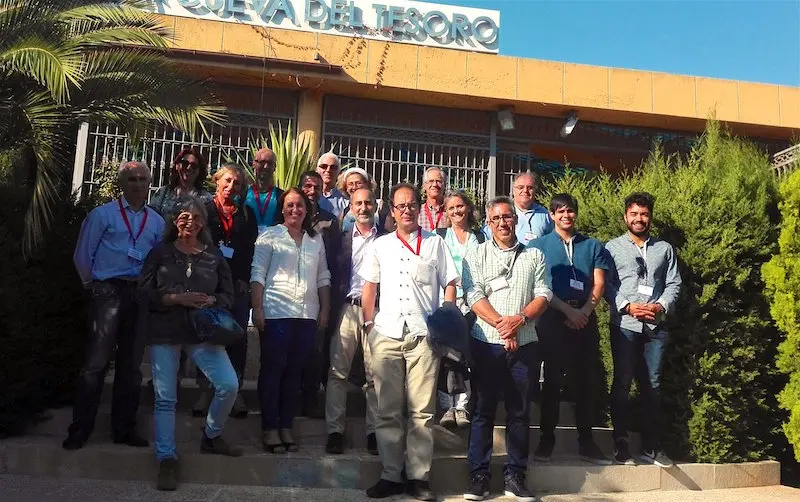 Visita expertos a la Cueva del Tesoro_20160930 copia