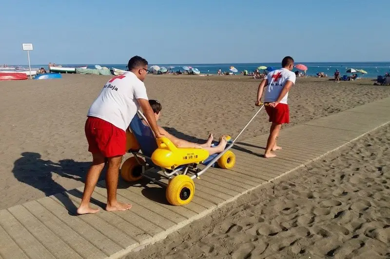 Programa disfruta la playa de Cruz Roja - 1