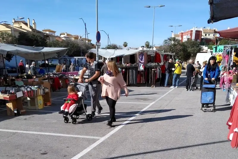 Mercadillo de Rincón de la Victoria.