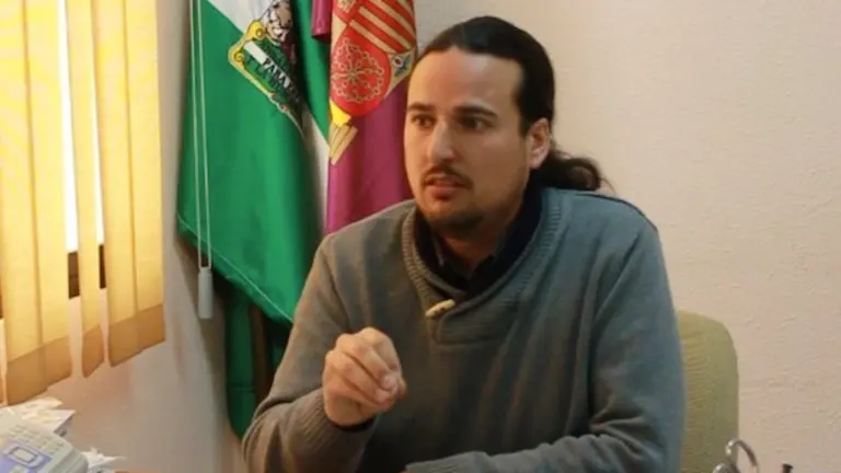 Pedro Fernandez Ibar Comunicado IU Rincon de la Victoria 24M