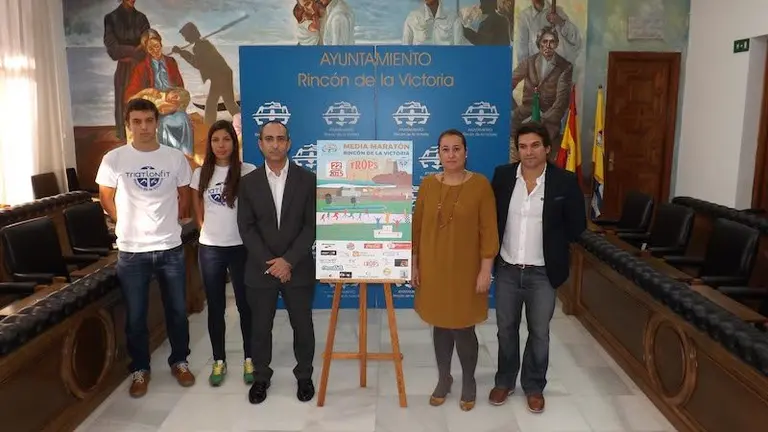Nacho Campos, Paula Salda&ntilde;o, Javier L&oacute;pez, Encarnaci&oacute;n Anaya y  Emilio Fern&aacute;ndez.