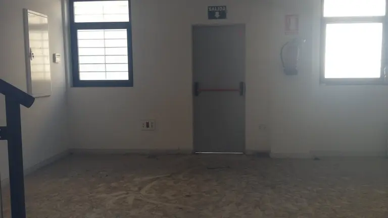 Interior Consultorio Torre Benagalb&oacute;n