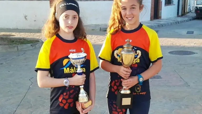 Zaira Gaspar y Elena Cordobes