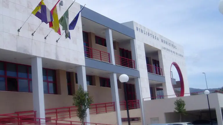 Biblioteca de Rinc&oacute;n de la Victoria