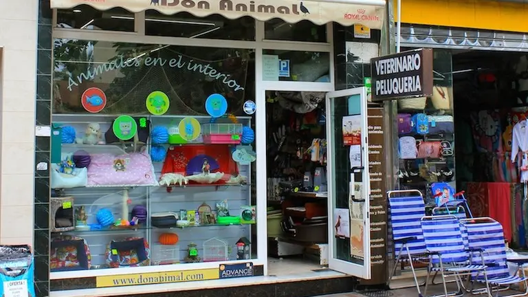 Escaparate de Don Animal en Rinc&oacute;n de la Victoria