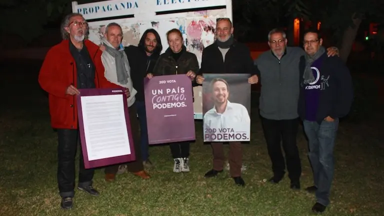 Oscar Carrascosa posa a la izquierda de Sonia Jim&eacute;nez