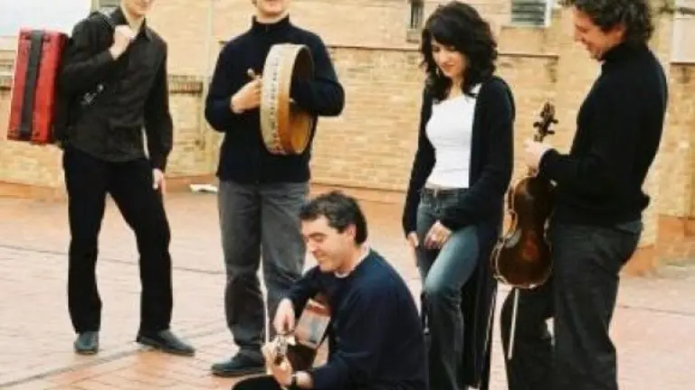 Grupo Lombarda Folk