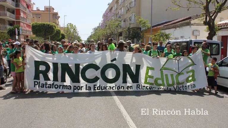 Manifestaci&oacute;n-4o-Instituto-Rincon-Victoria_7806
