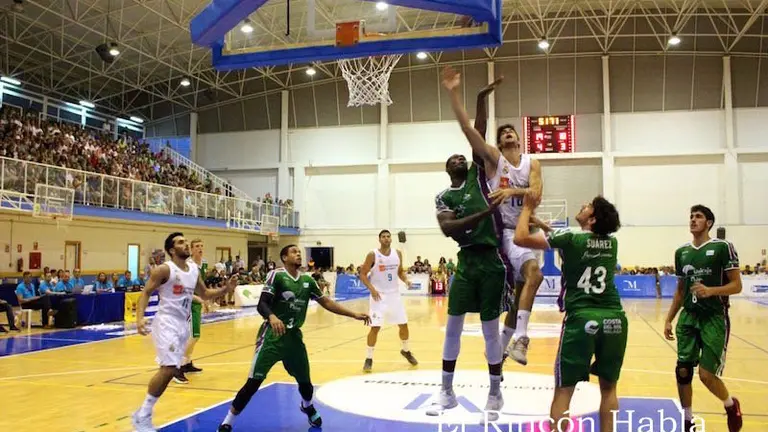 VII TORNEO BALONCESTO COSTA DEL SOL - RINCON DE LA VICTORIA - UNICAJA vs REAL MADRID - 04