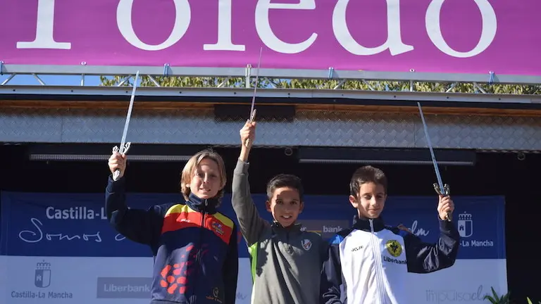 &Aacute;lvaro Reina en el podio en Toledo