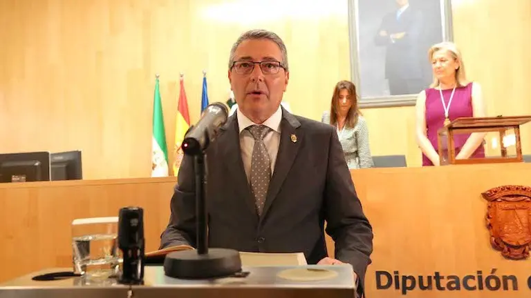 Francisco Salado durante el pleno de investidura