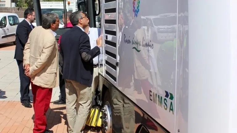Presentaci&oacute;n nueva maquinaria de EMMSA en junio de 2014_9237