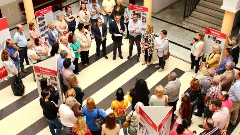 Inauguraci&oacute;n de la muestra Caritas 50 aniversario_6987