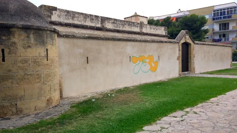Nuevo graffiti Casa Fuerte copia