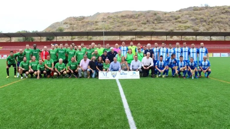 Encuentro de f&uacute;tbol solidario a favor de AECC