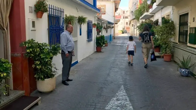 Calle Victoria en el Barrio de Pescadores de Rinc&oacute;n de la Victoria