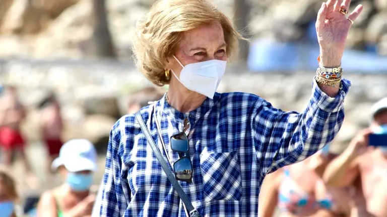 Reina Emerita Sofia visita Rincon de la Victoria_9177
