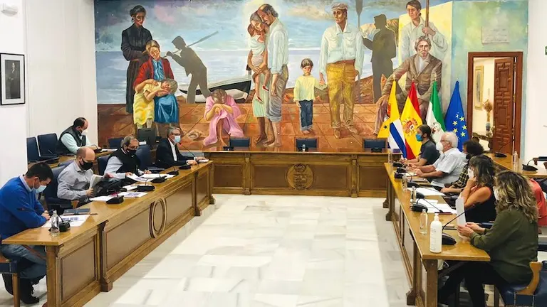 Reuni&oacute;n entre ayuntamiento y vecinos La Cala del Moral
