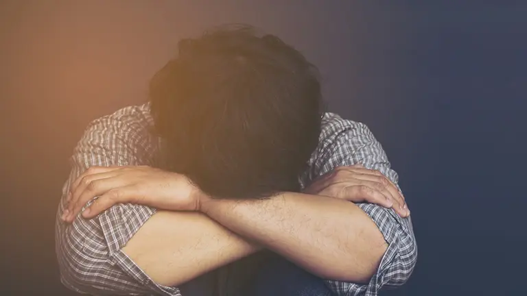 La complejidad del suicidio juvenil