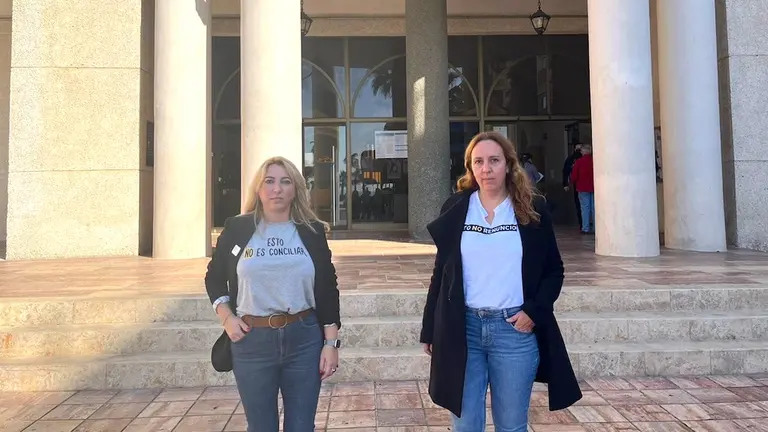 Las ediles Calder&oacute;n y Ramada
