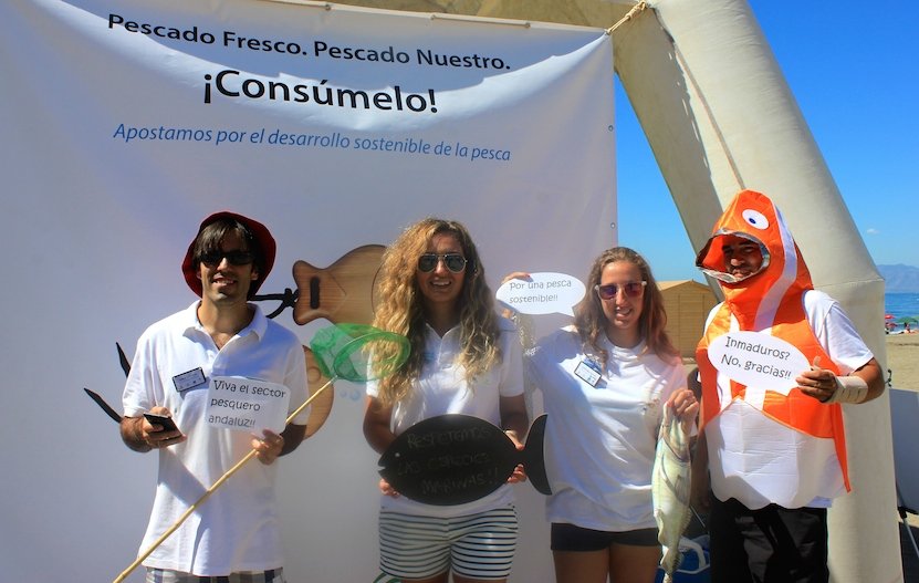 Quesada & Pastor Consultores en la playa de Rincón de la Victoria