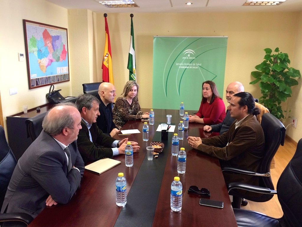 Reunión Junta de Andalucía Consultorio Torre Benagalbón