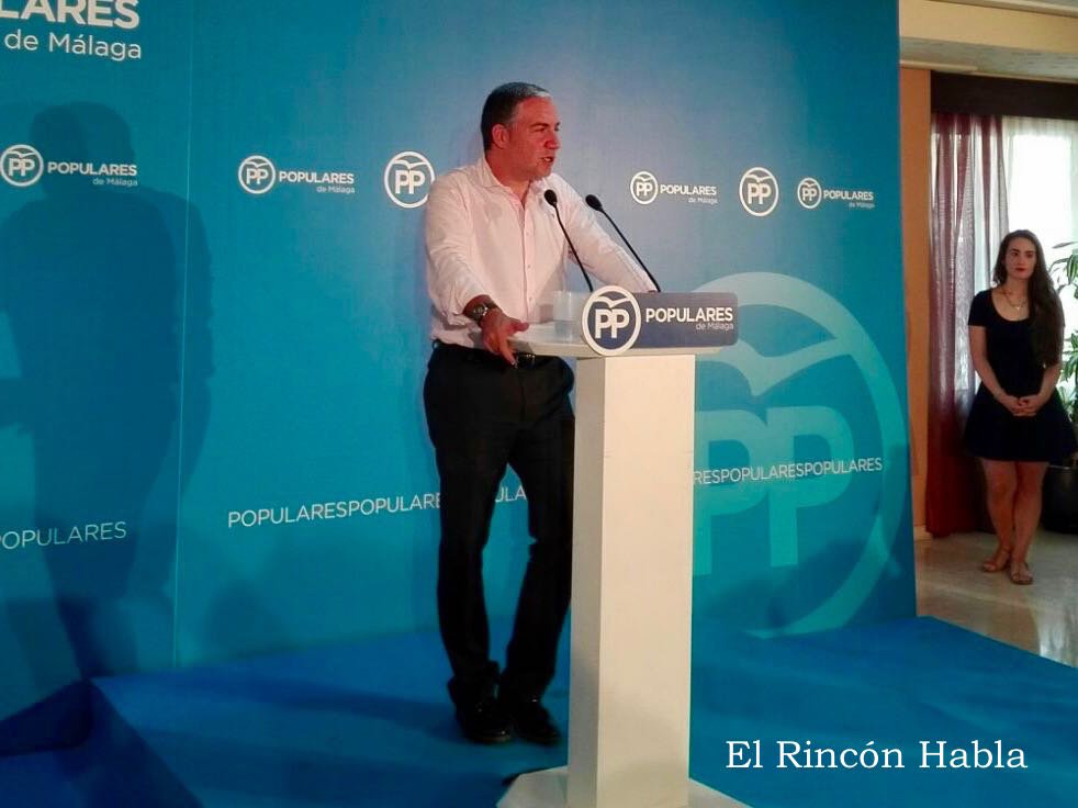 Elías Bendodo Acto del PP