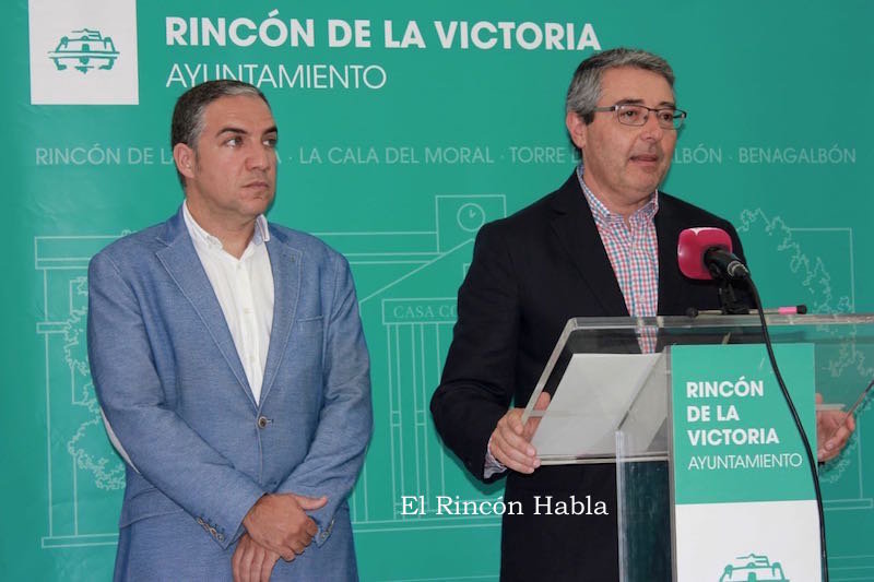 Elías Bendodo y Francisco Salado_8406