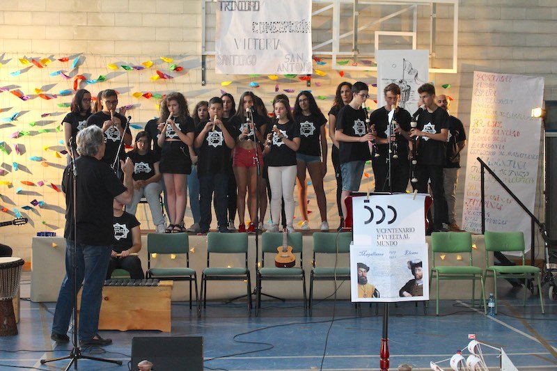 Interpretacion V Centenario IES Ben Al Jatib_8260 800